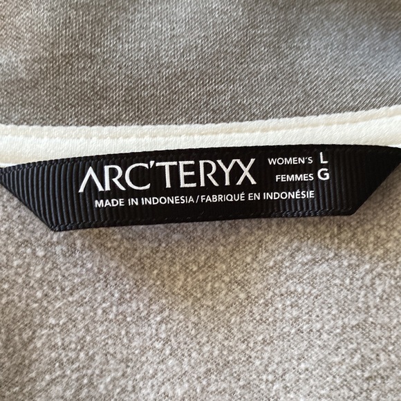Large Arc’Teryx Workout Jacket - Picture 2 of 6